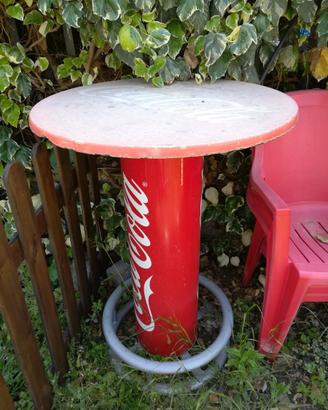 Tavolo Coca Cola alto supporto piedi sbiadito