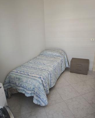 LETTO SINGOLO + COMODINO