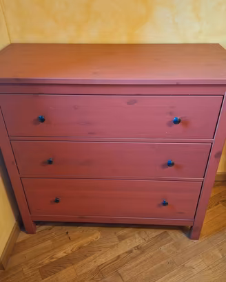 Cassettiera Comò IKEA HEMNES Legno massiccio rosso