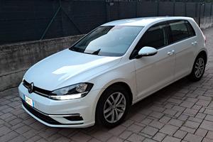 Volkswagen Golf 7 bianca cambio DSG 7 rapporti