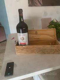 Bottiglia di vino da collezione