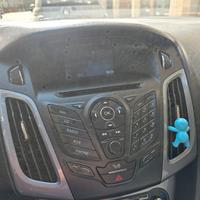 stereo con lettore CD ford focus 