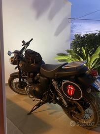 Triumph scrambler 900