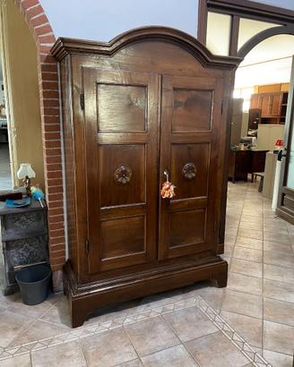 armadio in legno
