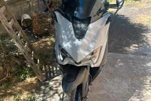 T-max 560 8000km