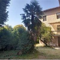 Villa storica con parco