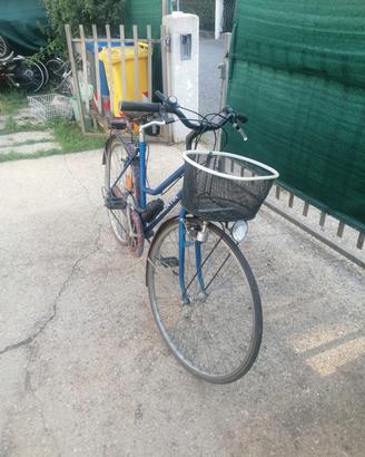 bicicletta blu