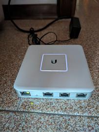 Router ubiquiti UNIFI Security Gateway USG