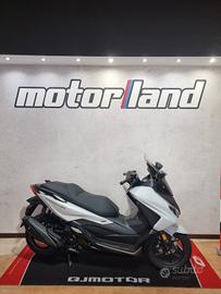 Honda Forza 350