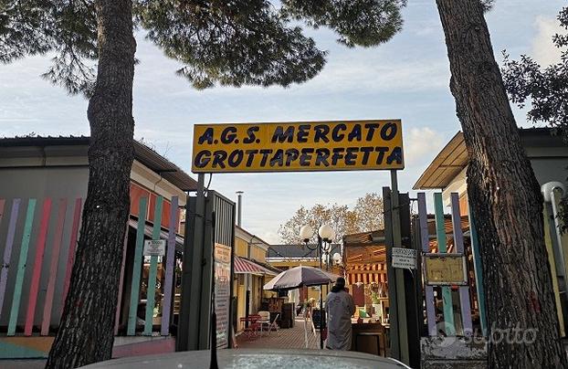 Pizzeria zona EUR banco artigianale mercato