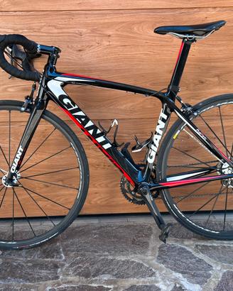 GIANT full carbon taglia 50/52
