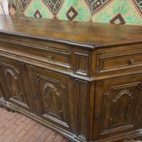 Credenza