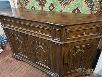 Credenza