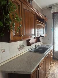 Cucina due pezzi prezzo trattabile