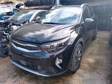 Kia stonic 1.0 ibrida gt-line