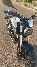 Honda CB 125 R