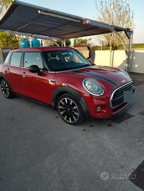  minione 5 porte