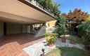 villla-a-schiera-di-testa-con-giardino