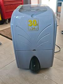 deumidificatore tasciugo delonghi