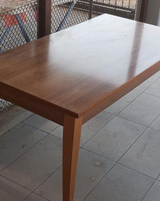 tavolo in legno 