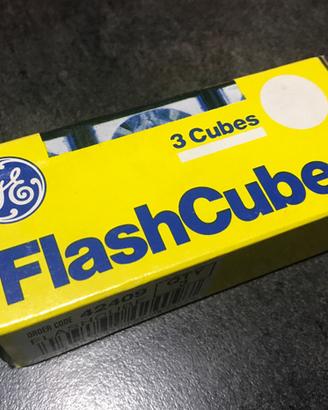FlashCubes General Electric
