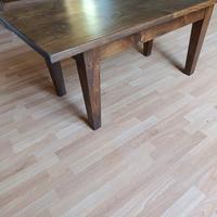 Tavolino in castagno massello