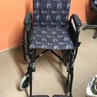 Carrozzina pieghevole Surace