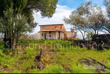 Villa singola con terreno a Montargano-Mascali