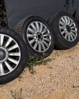 Cerchi e gomme Fiat 500 205/55/16