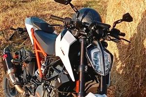 KTM Duke 125