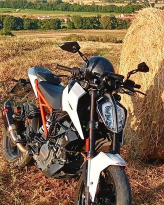 KTM Duke 125