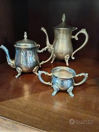 caffettiera theiera e zuccheriera 