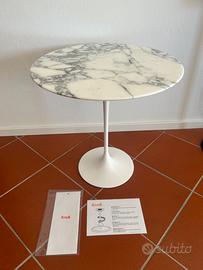 Tavolino knoll tulip in marmo