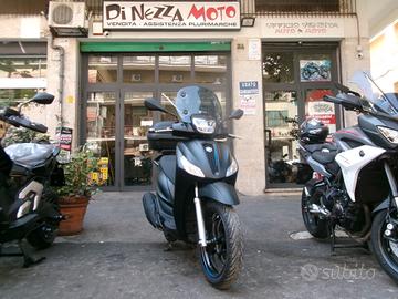 Piaggio Medley 200 SPORT PARI A NUOVO