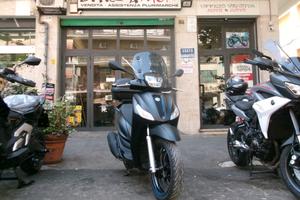 Piaggio Medley 200 SPORT PARI A NUOVO