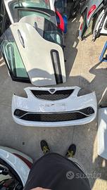 Muso Musata Frontale Lancia Y Ypsilon