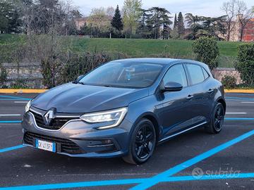 Renault Megane (NEOPATENTATI)