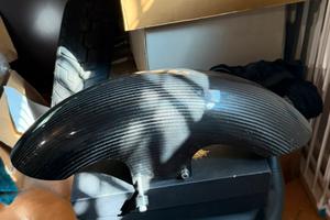 Parafango in carbonio per harley