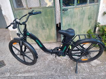 E-bike -  City Bike - Bici elettrica - HITWAY BK37