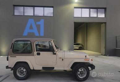 Jeep Wrangler Sahara YJ 