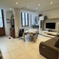 RIF. 515 - AMPIO TRILOCALE IN CORTE SENZA SPESE +