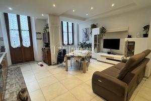 RIF. 515 - AMPIO TRILOCALE IN CORTE SENZA SPESE +