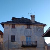 Casa completamente da ristrutturare