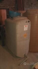 cisterna in vetroresina per aimenti