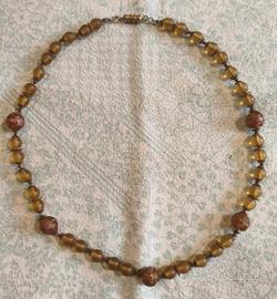Collana vintage in vetro 