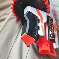 Marca: Nerf

fucile 
Hasbro Wyr