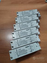 Stock trasformatore elettronico 230V/12V