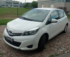 Toyota Yaris 1.0 5 porte Active