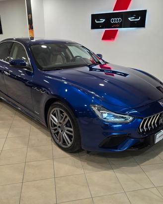 Maserati Ghibli V6 Diesel Gransport
