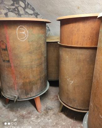 Fusti Vetroresina per vino acqua 